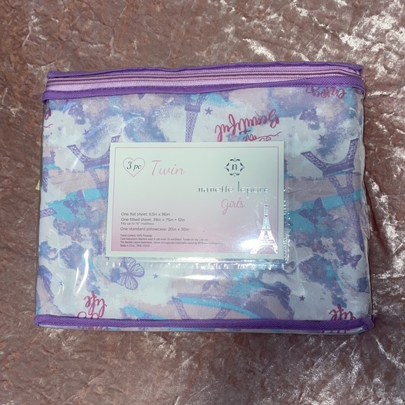 Nanette Lepore Girls Twin Sheet Set - Picture 3 of 4